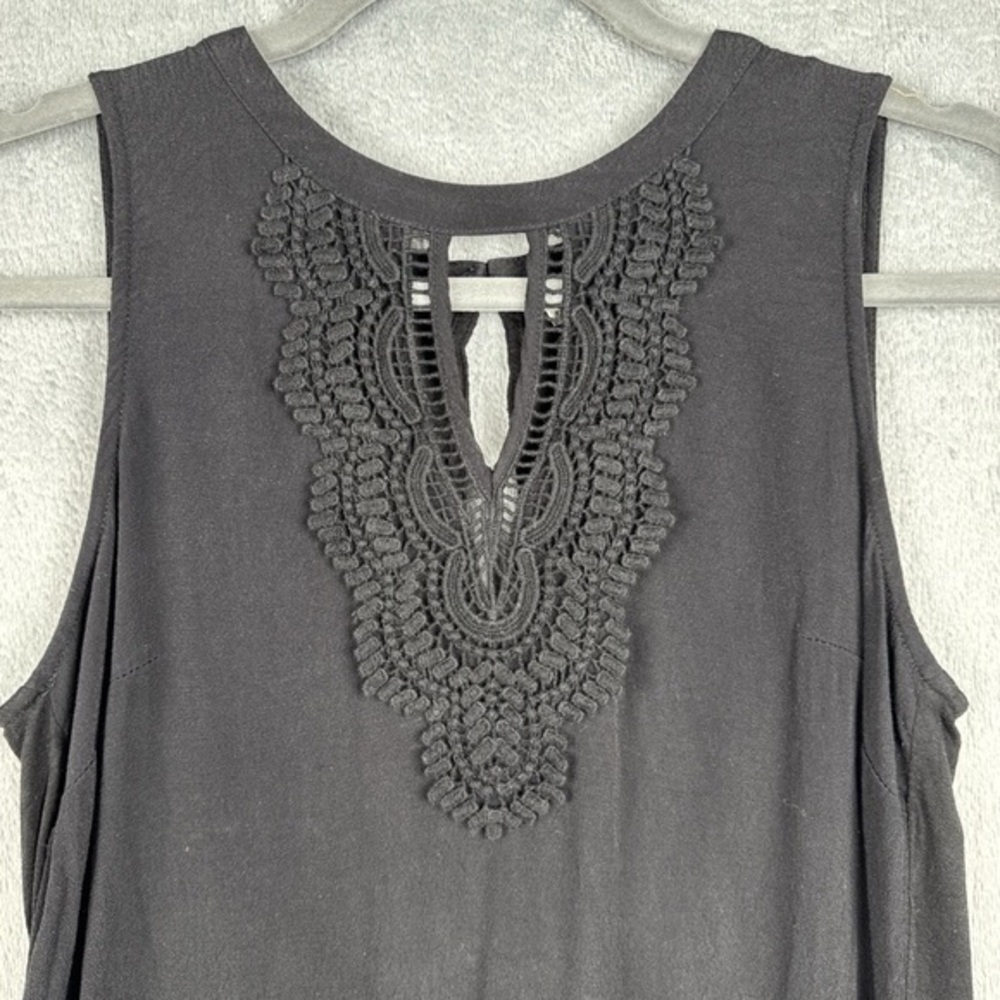 Pale Sky || Beautiful Crochet Detail Front and Back (S)